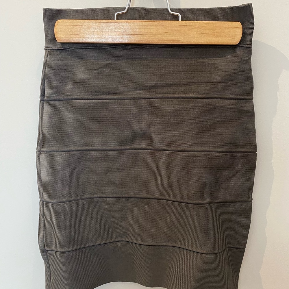 Package deal: 2 identical (beige, grey) BCBG bandage skirts.